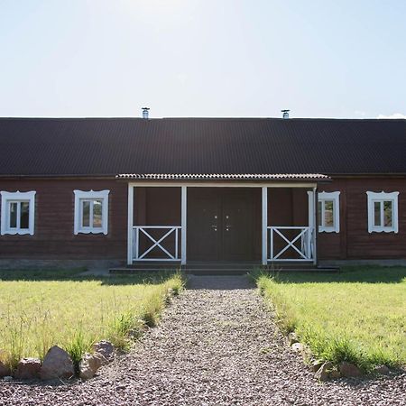 "Дальний Кордон" Hotel Moshchanytsya Екстериор снимка