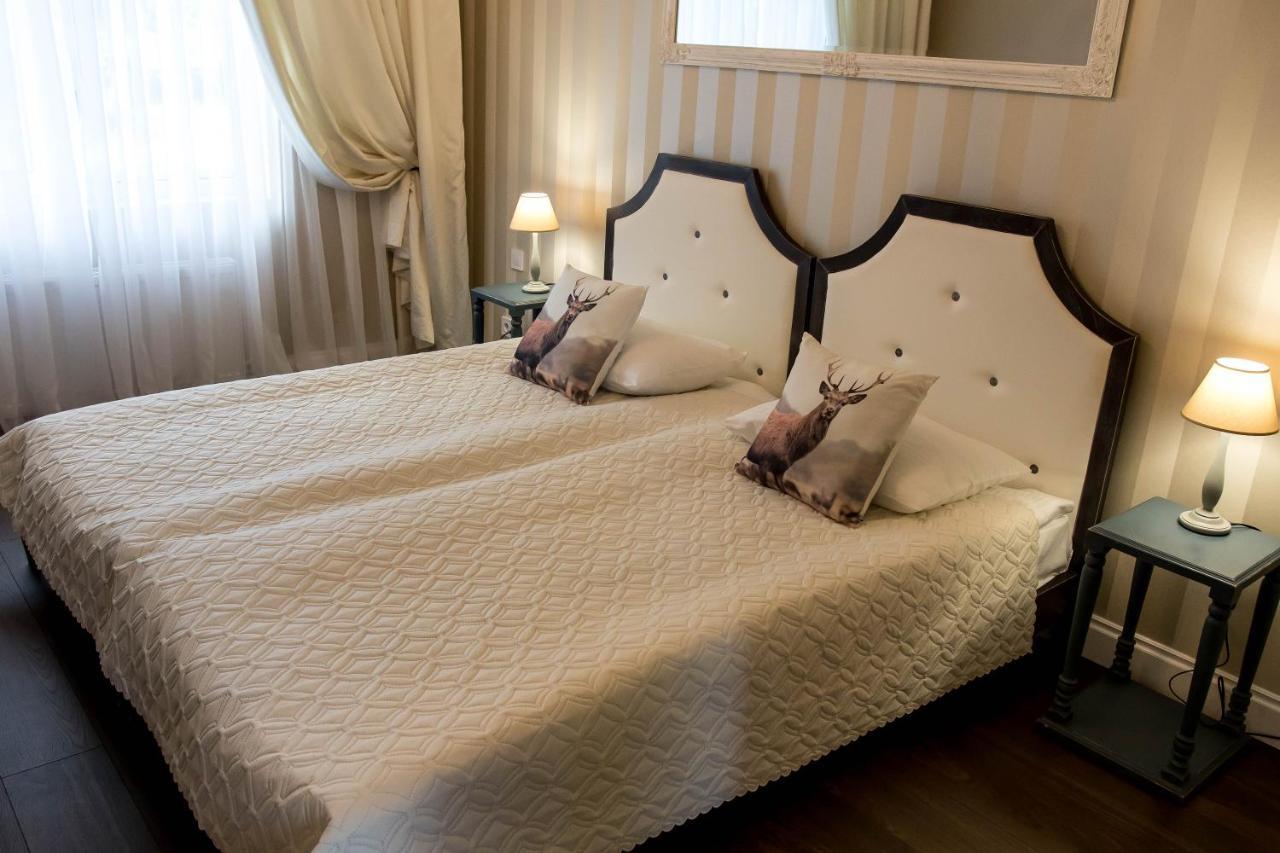 "Дальний Кордон" Hotel Moshchanytsya Екстериор снимка