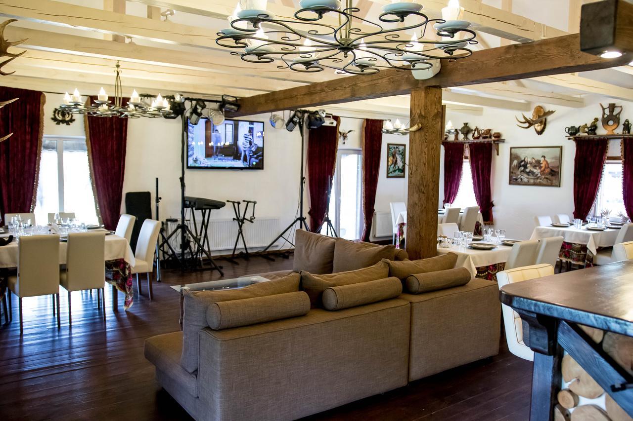 "Дальний Кордон" Hotel Moshchanytsya Стая снимка