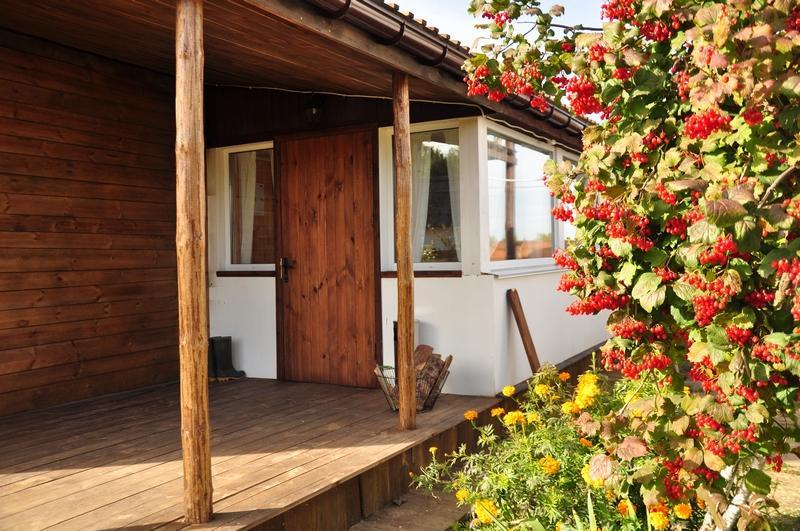 "Дальний Кордон" Hotel Moshchanytsya Екстериор снимка