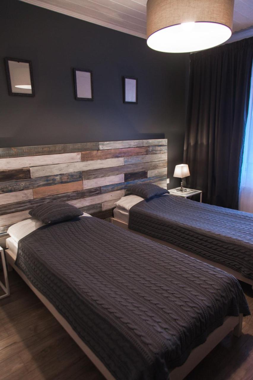 "Дальний Кордон" Hotel Moshchanytsya Екстериор снимка